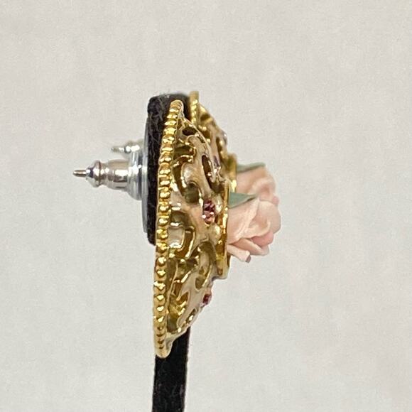 Victorian Style Earrings Tiny Ceramic Pink Rose In Ornate Gold Tone Metal Border - Picture 2 of 8